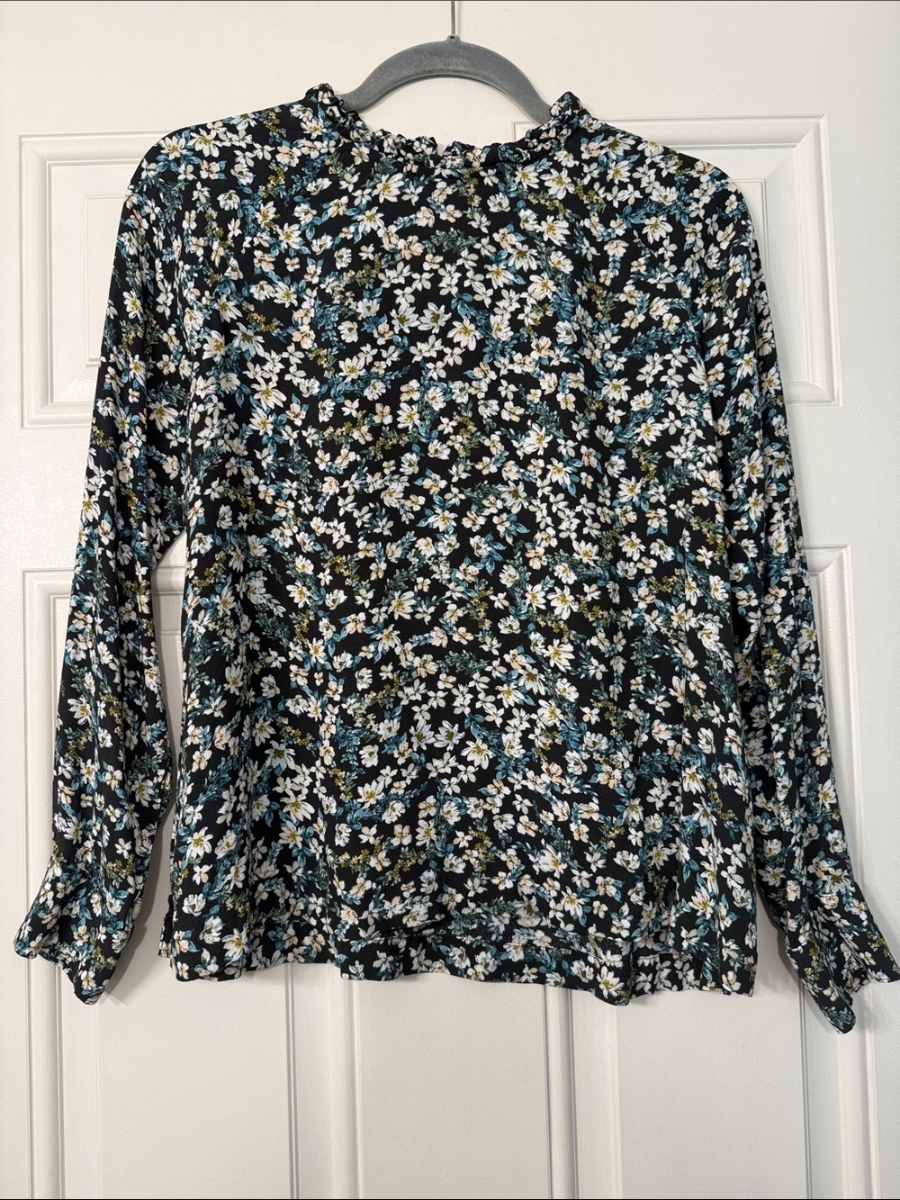 Floral Long-Sleeve Ruffled Neck Top - Black/Blue/White